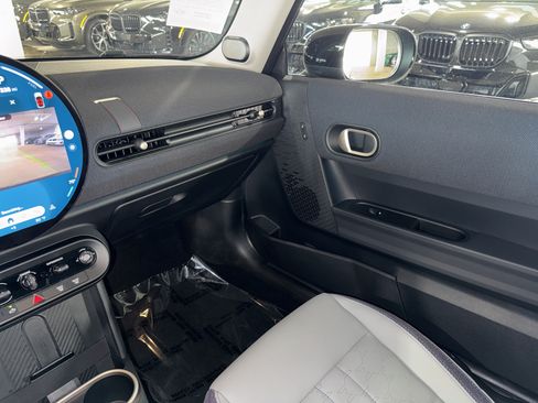 Used 2025 MINI Cooper S FWD image 26