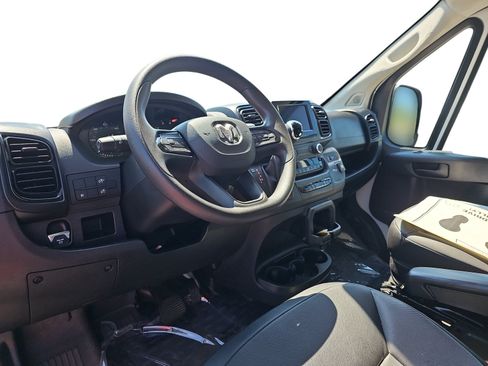 Used 2025 RAM ProMaster 2500 w/ Convenience Group FWD image 13