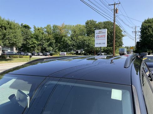 Used 2021 Volkswagen Tiguan S AWD/4WD image 9