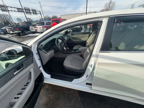 Used 2018 Hyundai Sonata SEL image 6