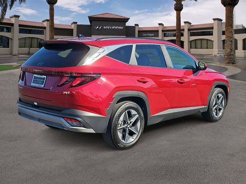 Certified 2025 Hyundai Tucson SEL FWD image 8