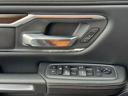 Used 2021 RAM 1500 Laramie image 29