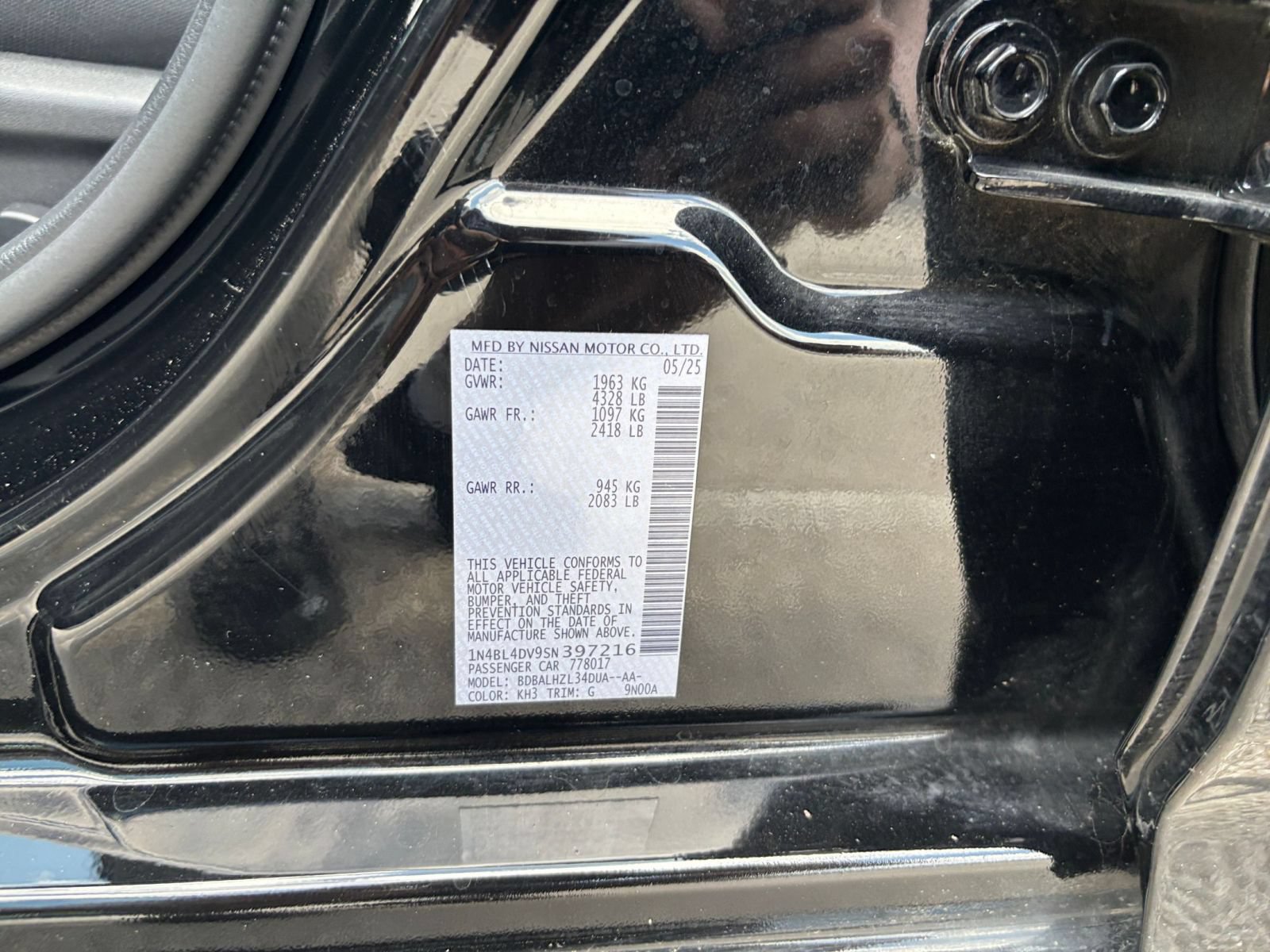 Used 2025 Nissan Altima 2.5 SV FWD image 28