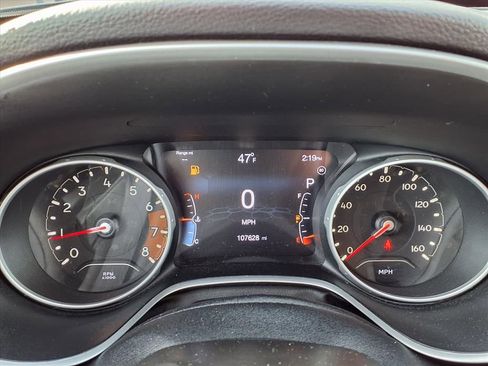 Used 2018 Jeep Compass Limited image 18