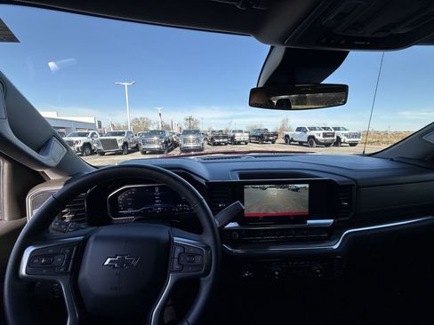 Certified 2024 Chevrolet Silverado 1500 RST w/ Z71 Off-Road Package image 27