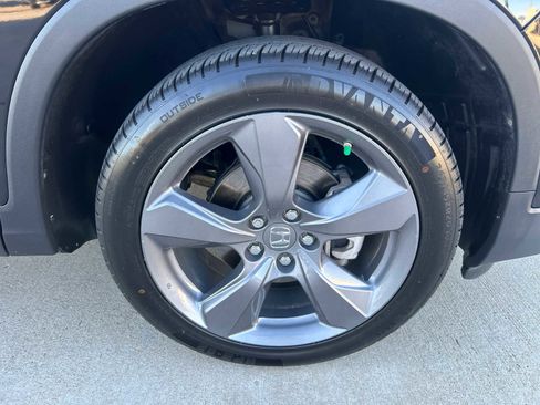 Certified 2019 Honda Passport Touring image 9