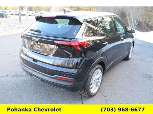 New 2027 Chevrolet Bolt LT w/ Comfort Package image 7