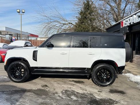 Used 2021 Land Rover Defender 110 X-Dynamic HSE image 8