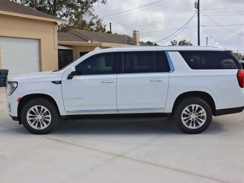 Used 2021 GMC Yukon XL SLT image 5