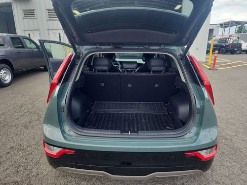 Used 2023 Kia Niro Wind w/ Wind Preserve Package FWD image 25
