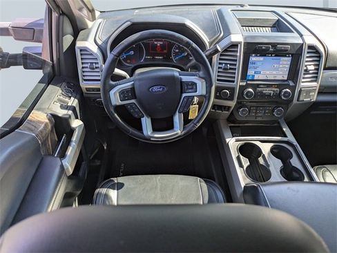 Used 2017 Ford F250 Lariat w/ Chrome Package image 15