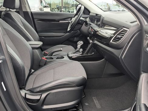 Used 2025 Kia Seltos S FWD image 10