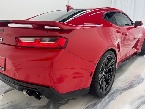 Used 2017 Chevrolet Camaro ZL1 RWD image 8