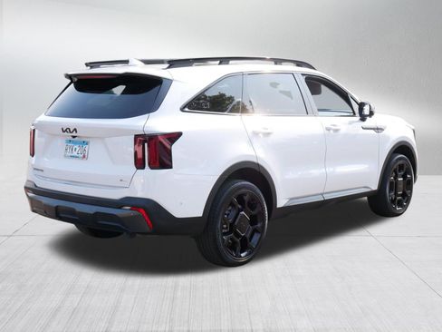 Used 2025 Kia Sorento SX AWD/4WD image 7