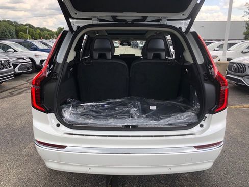 New 2026 Volvo XC90 B5 Ultra w/ Protection Package Premier image 39