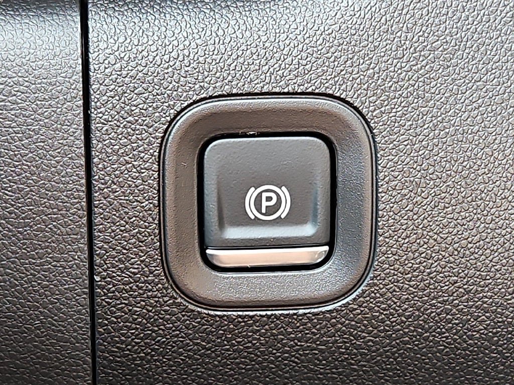 Used 2024 Chevrolet Silverado 1500 Custom Trail Boss w/ LPO, Dark Essentials Package AWD/4WD image 23