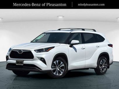 Used 2022 Toyota Highlander XLE