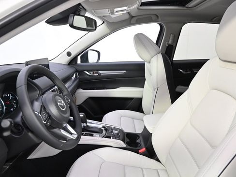 New 2025 MAZDA CX-5 AWD 2.5 S w/ Premium Plus Pkg image 13