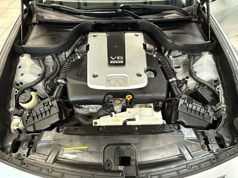 Used 2015 INFINITI Q40 w/ Navigation Package RWD image 37