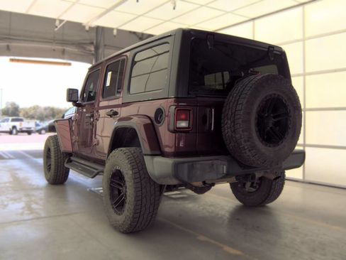 Used 2021 Jeep Wrangler Unlimited Sport AWD/4WD image 3