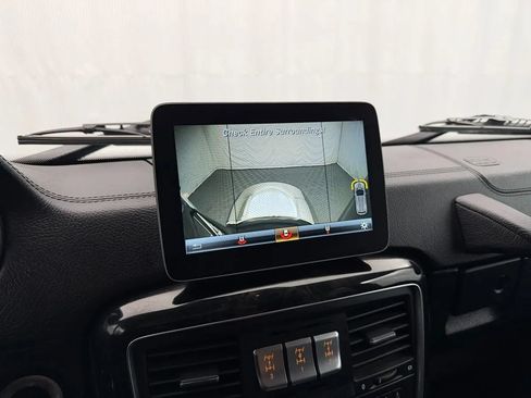 Used 2017 Mercedes-Benz G 550 image 16