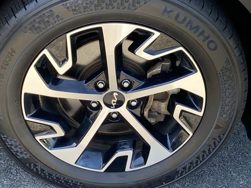 Used 2023 Kia Sportage EX FWD image 26