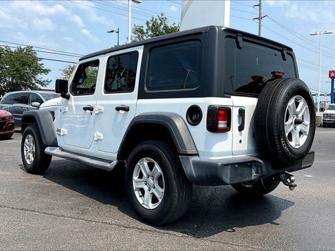 Used 2019 Jeep Wrangler Unlimited Sport AWD/4WD image 4