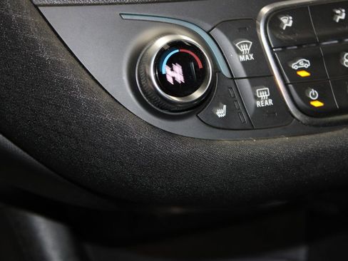 Used 2023 Chevrolet Malibu LT image 37