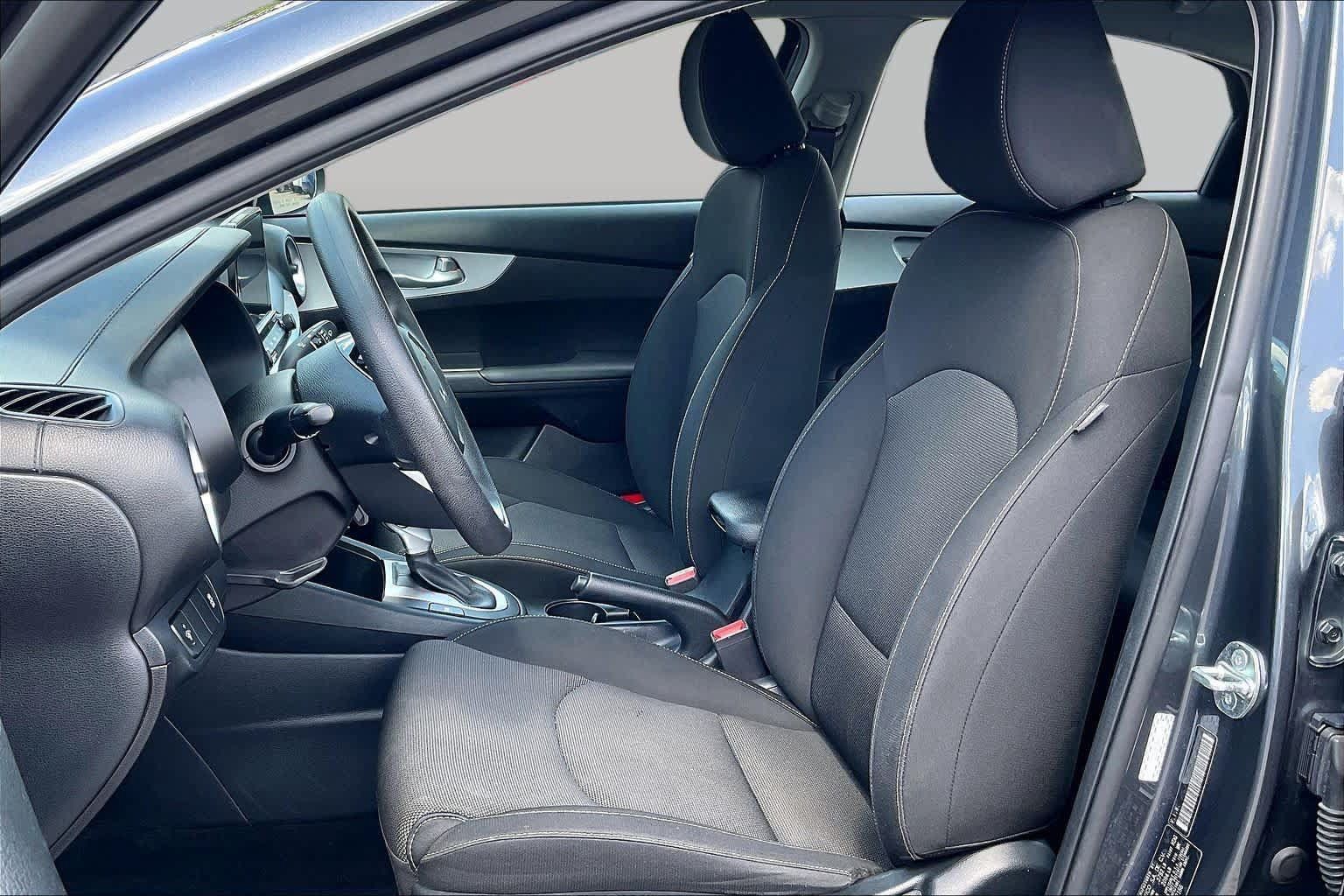 Used 2024 Kia Forte LXS FWD image 8