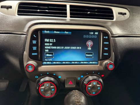 Used 2015 Chevrolet Camaro LT image 21