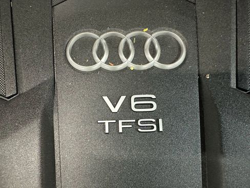 Used 2021 Audi A8 L 3.0T w/ Executive Plus Package AWD/4WD image 32