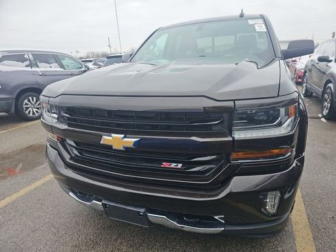 Used 2018 Chevrolet Silverado 1500 LT w/ All Star Edition image 2