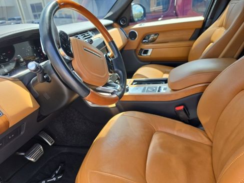 Used 2019 Land Rover Range Rover Autobiography image 7