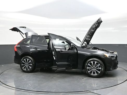 Used 2025 Volvo XC60 B5 Plus w/ Climate Package AWD/4WD image 42