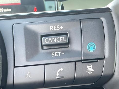New 2026 Nissan Kicks SR FWD image 28