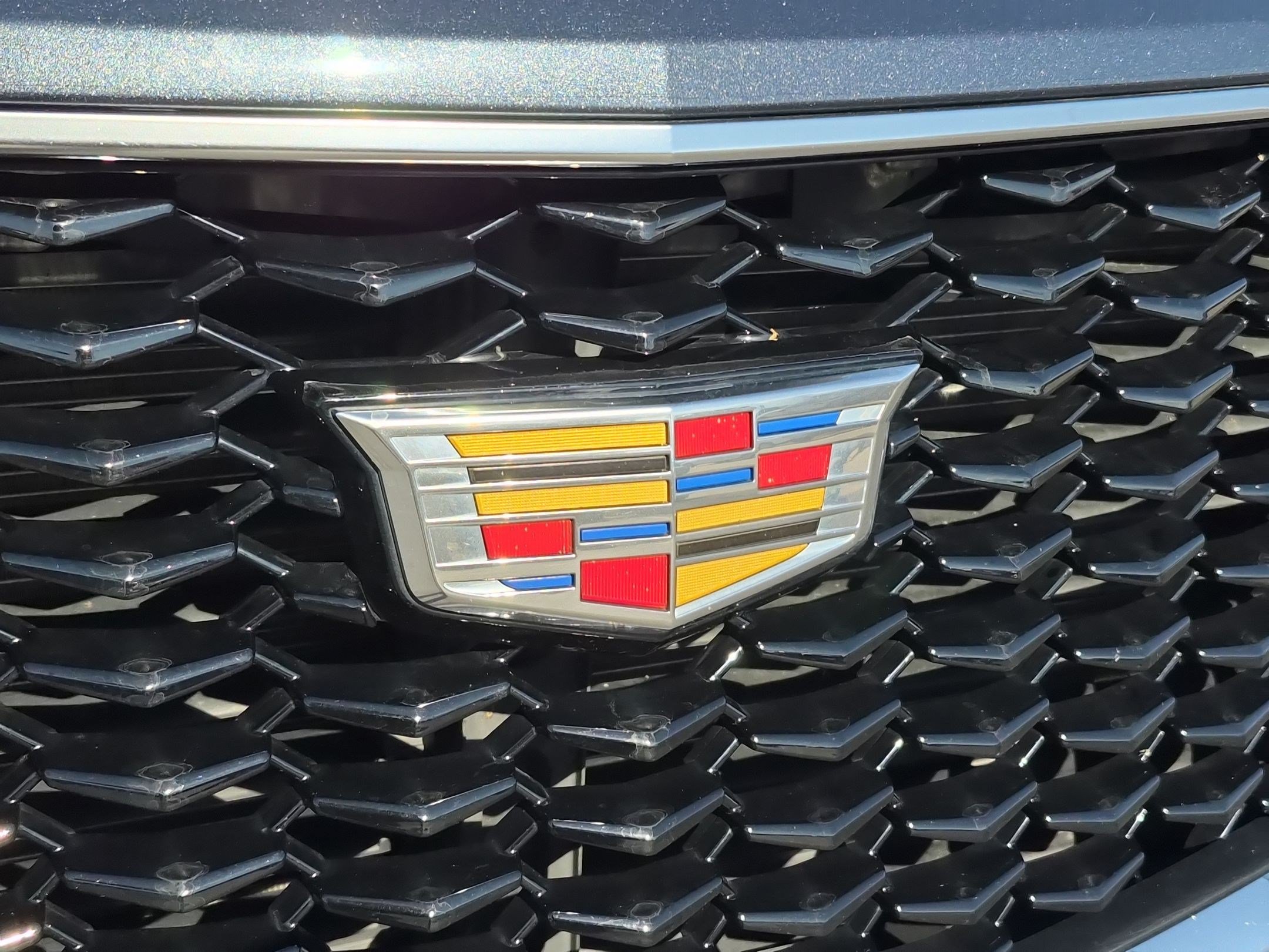 Used 2019 Cadillac XT4 Sport w/ Cold Weather Package AWD/4WD image 13