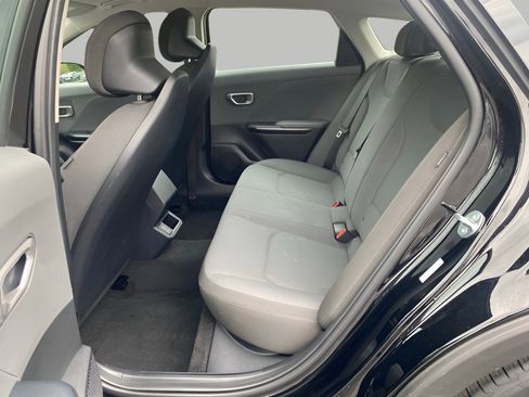 Used 2025 Kia K4 FWD image 6
