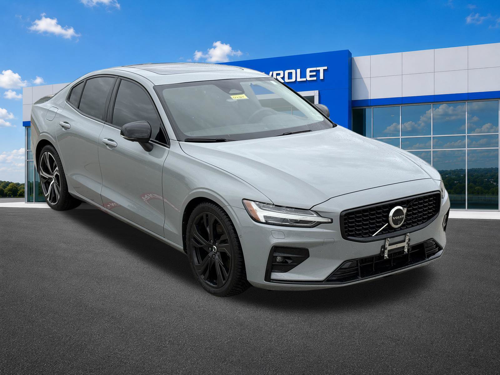 Used 2024 Volvo S60 B5 Plus FWD image 10