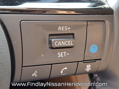 Used 2023 Nissan Pathfinder Platinum w/ Cargo Package image 25