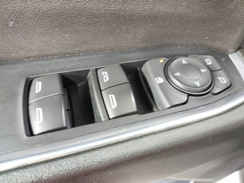 Used 2024 GMC Sierra 1500 SLE AWD/4WD image 35