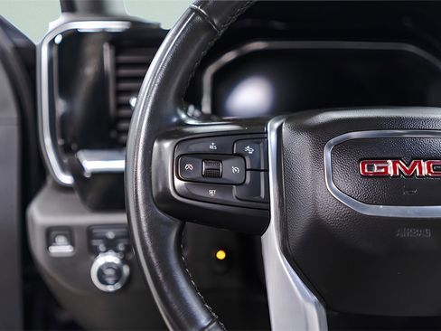 Used 2024 GMC Sierra 2500 SLE image 11