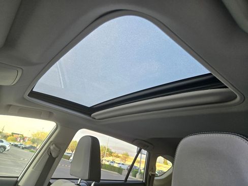 Certified 2016 Toyota RAV4 XLE image 17