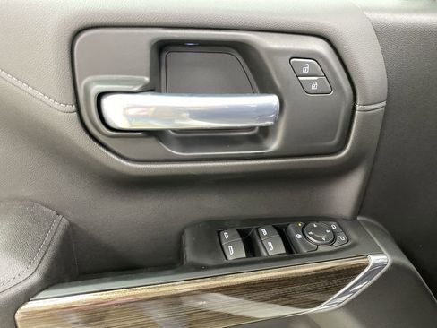 Used 2022 Chevrolet Silverado 1500 LT Trail Boss image 20