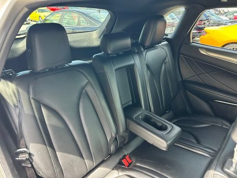 Used 2019 Lincoln MKC Premiere FWD image 47