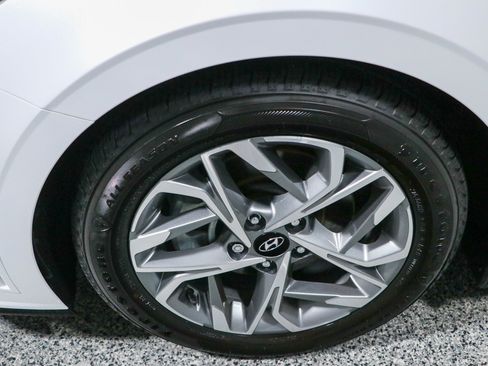 Used 2022 Hyundai Sonata SEL FWD image 11