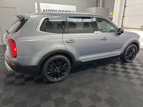 Used 2022 Kia Telluride SX w/ SX Prestige Package image 10