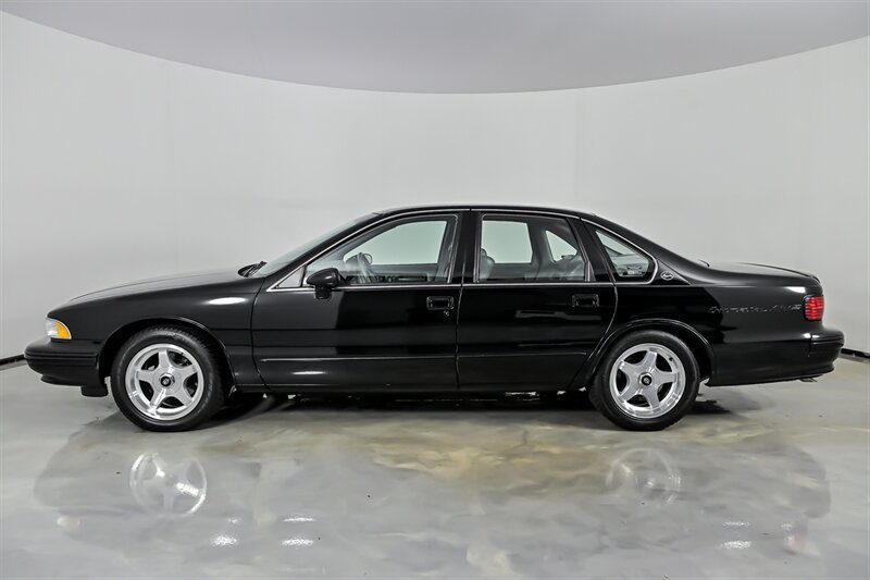 Used 1994 Chevrolet Impala SS RWD image 6