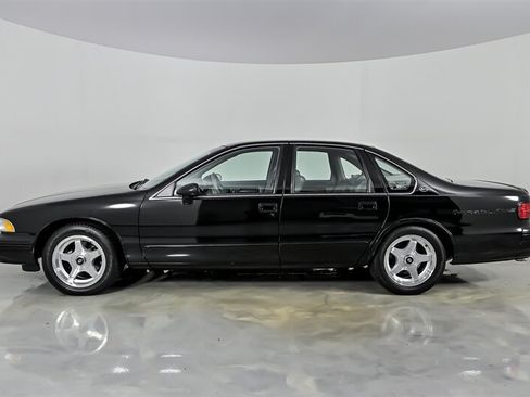 Used 1994 Chevrolet Impala SS RWD image 6