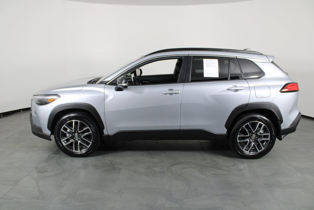 Used 2026 Toyota Corolla Cross XLE AWD/4WD image 13