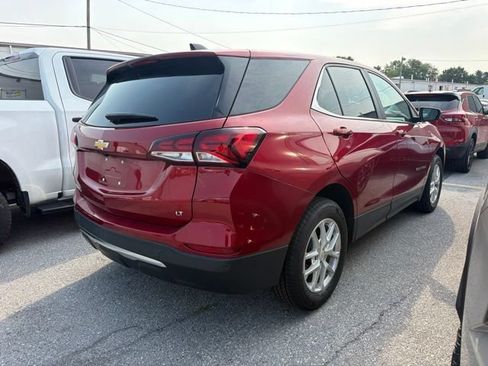 Used 2023 Chevrolet Equinox LT FWD image 6